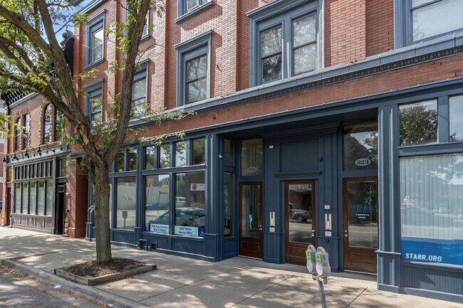 Plus de détails pour 319 N Burdick St, Kalamazoo, MI - Commerce de détail à louer