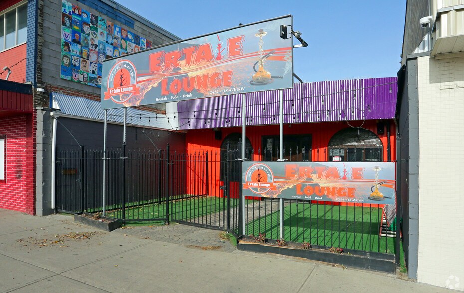 12424 118th Ave NW, Edmonton, AB à vendre - Photo principale - Image 1 de 1