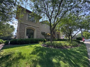 640 N Fountain Ave, Springfield, OH for sale Interior Photo- Image 1 of 29