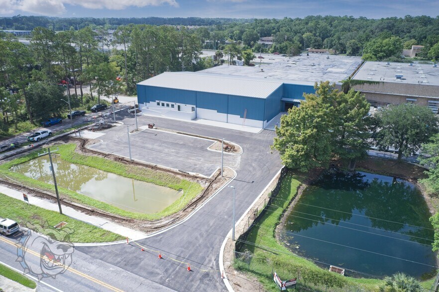 6620 Stuart Ave, Jacksonville, FL à louer - Photo du bâtiment - Image 2 de 12