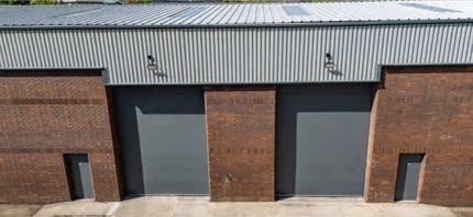 Units 2-13 Armley Rd, Leeds à louer Photo du bâtiment- Image 1 de 4