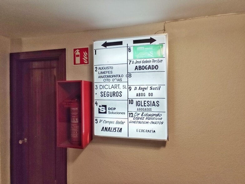 Office in Pontevedra for sale - Building Photo - Image 2 of 19