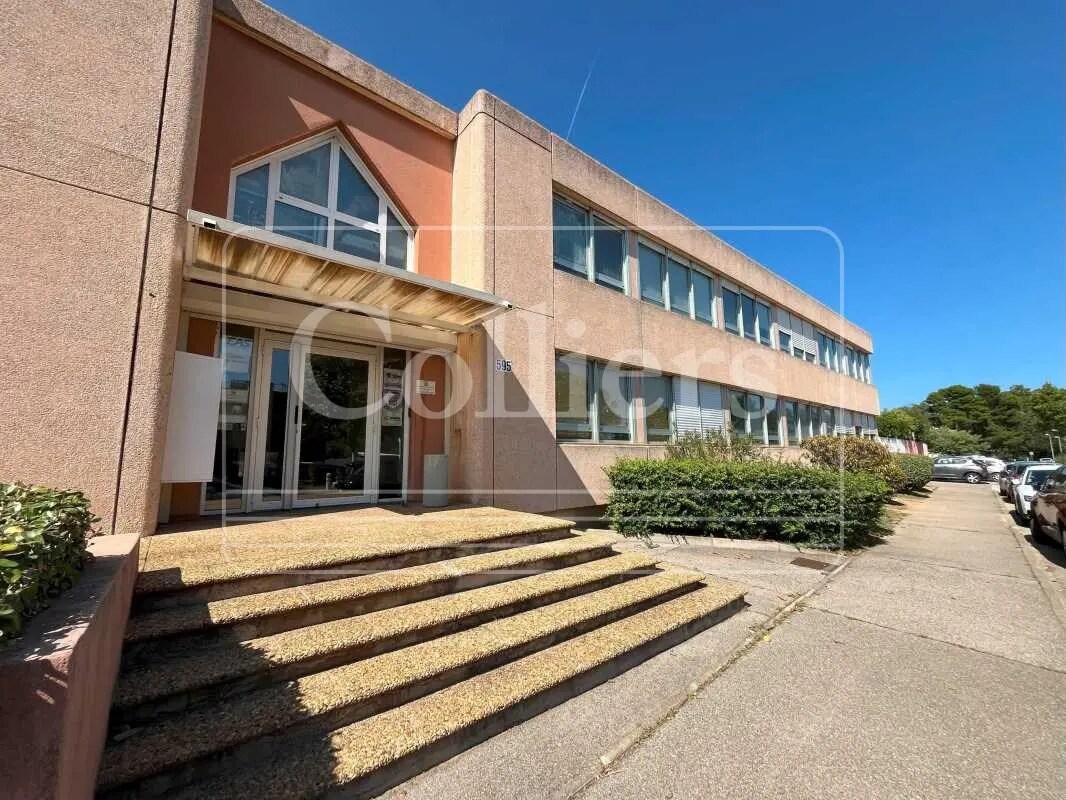 595 Route De La Seds, Vitrolles for lease Primary Photo- Image 1 of 3