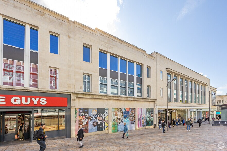 9-15 The Moor, Sheffield à louer - Photo du bâtiment - Image 2 de 2