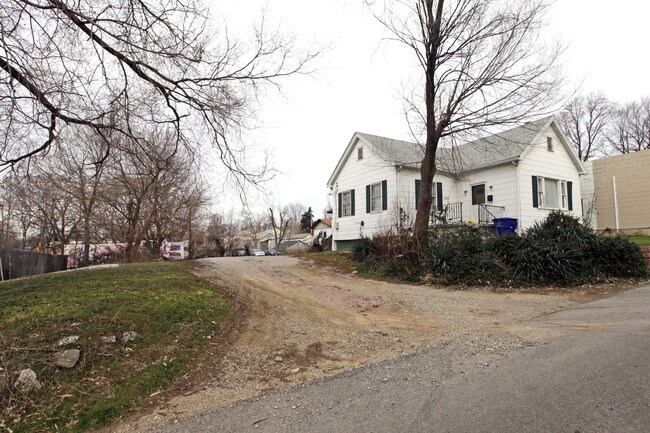 More details for 1325-1329 Hughes Pl – for Sale, Saint Louis, MO