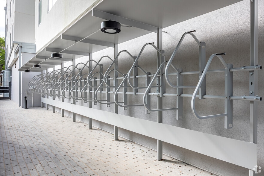 1108 Nueces St, Austin, TX à louer - Photo du bâtiment - Image 3 de 49