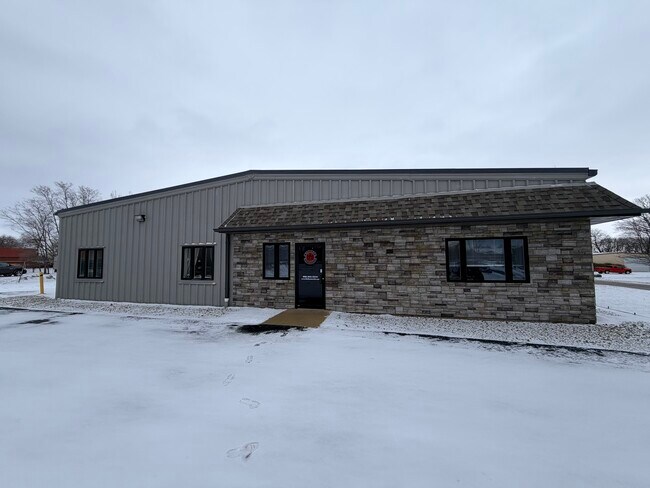 More details for 2901 Cascade Dr, Valparaiso, IN - Flex for Lease