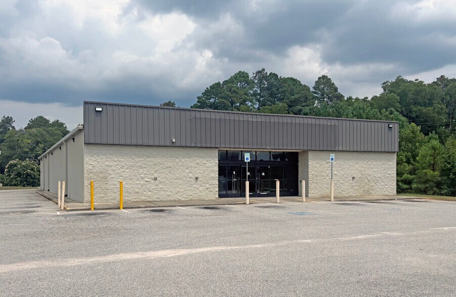 941 S Governor Williams Hwy, Darlington, SC à louer - Photo du bâtiment - Image 2 de 3