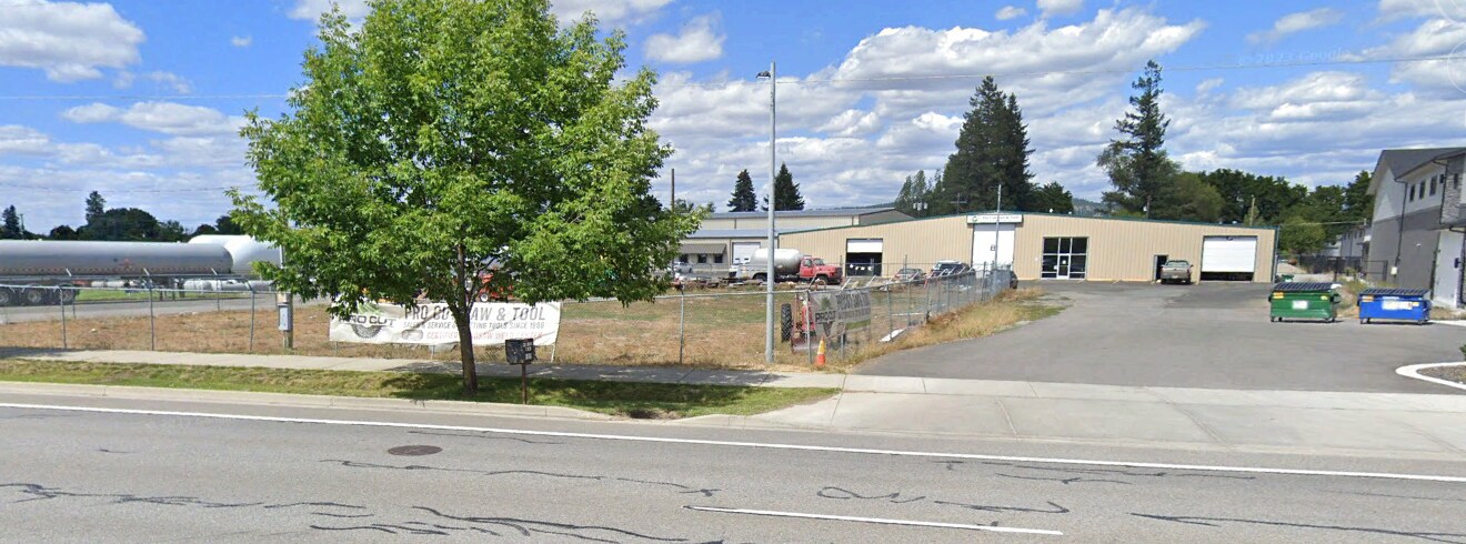 18909 E Appleway Ave, Greenacres, WA à louer Photo du bâtiment- Image 1 de 5