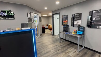 5626 N Dale Mabry Hwy, Tampa, FL for lease - Commercial Listing Video 