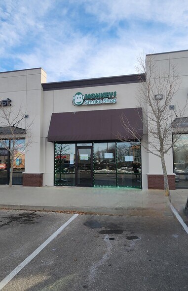 2222-2286 S Smithville Rd, Dayton, OH à louer - Photo du bâtiment - Image 2 de 7