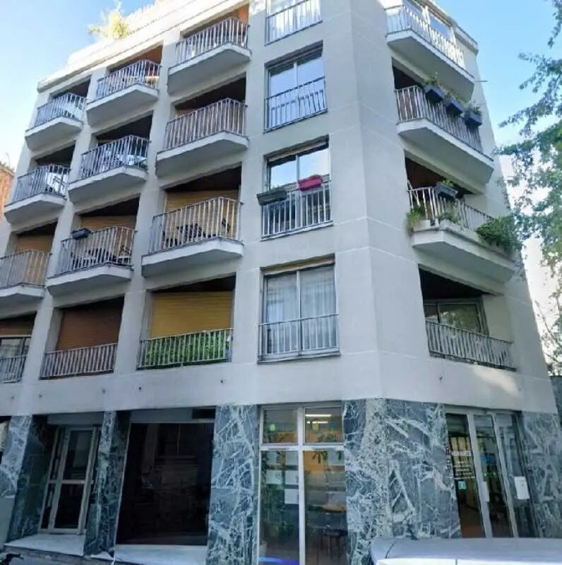 17-19 Rue De Citeaux, Paris à louer Photo du bâtiment- Image 1 de 12