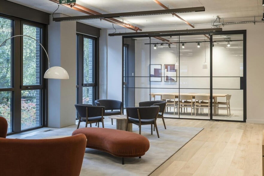 55-71 City Rd, London for lease - Building Photo - Image 2 of 34