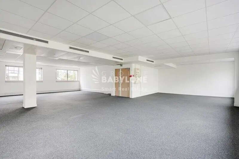 77-83 Avenue Edouard Vaillant, Boulogne-Billancourt for lease - Interior Photo - Image 3 of 9