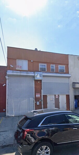 43-11 36th St, Long Island City, NY à louer - Photo du bâtiment - Image 2 de 6
