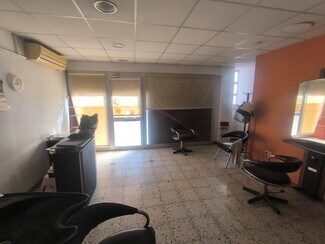 Plus de détails pour Commerce de détail à louer