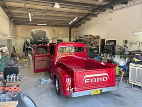 890 Sleepy Hollow Rd, Powder Springs, GA for sale Interior Photo- Image 2 of 4