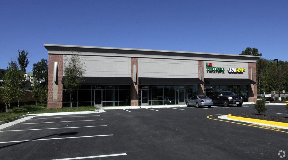 125 Corprate Dr, Stafford, VA for lease - Primary Photo - Image 1 of 4