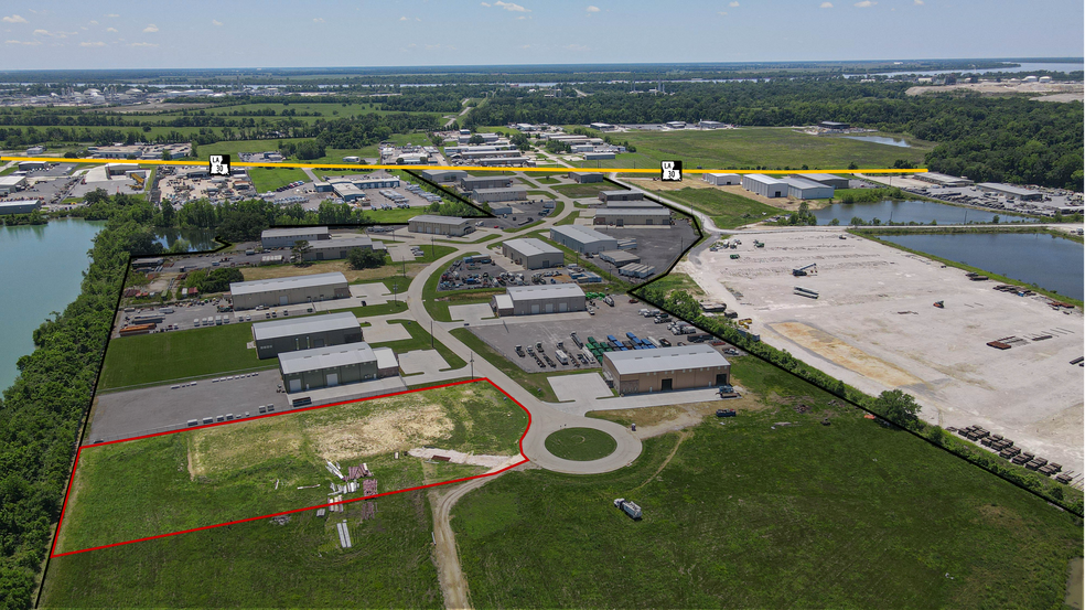 6236 Copperhead Road, Geismar, LA à louer - Photo du bâtiment - Image 2 de 5