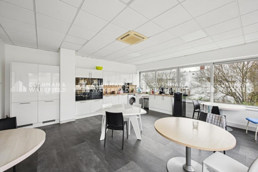 184 Rue Tabuteau, Buc à vendre - Photo intérieure - Image 2 de 15