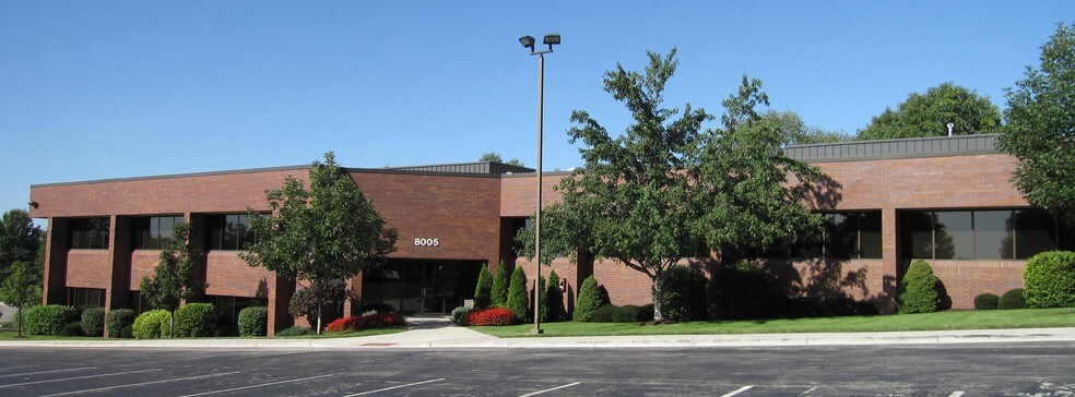 8005 W 110th St, Overland Park, KS à louer - Photo du bâtiment - Image 3 de 9
