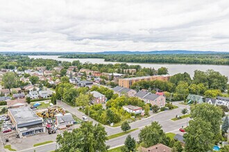 4998 Boul Saint-Charles, Montréal, QC - Aerial  map view