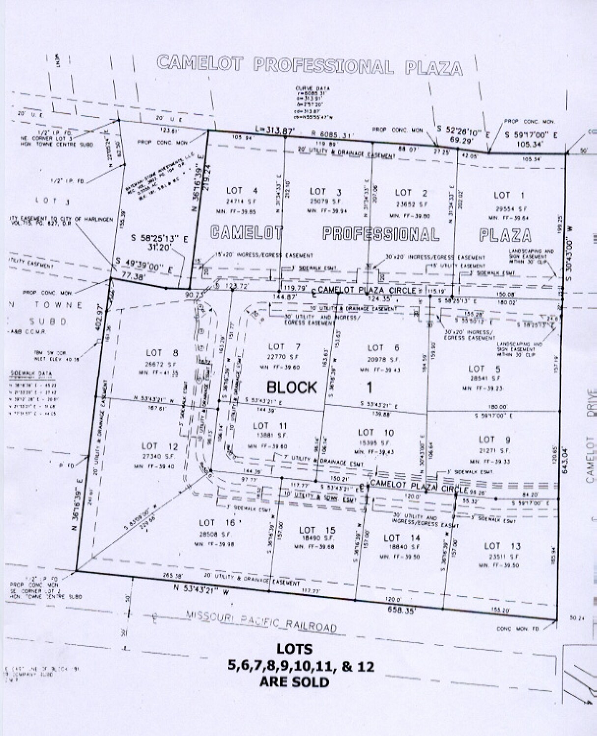 Camelot Plaza Cir, Harlingen, TX à vendre Photo principale- Image 1 de 3
