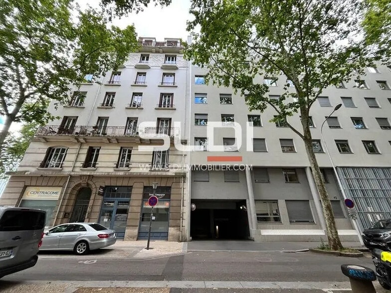 194 Bis Rue Garibaldi, Lyon for lease - Building Photo - Image 2 of 11