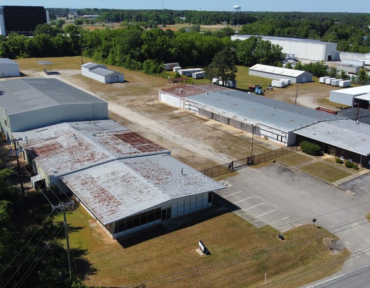 1100 Atlantic Ave, Rocky Mount, NC for sale - Building Photo - Image 2 of 4