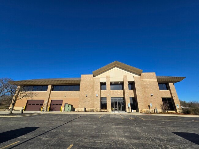 More details for 1175 Corporate Woods Pkwy, Vernon Hills, IL - Office for Lease