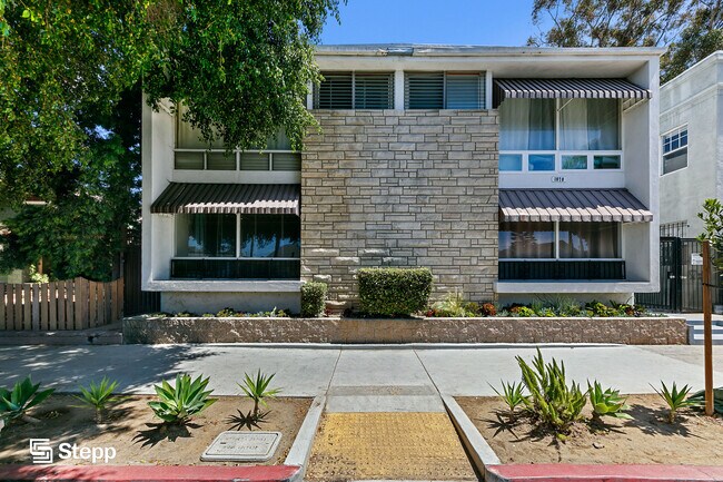 Plus de détails pour 1070 Chestnut Ave, Long Beach, CA - Multi-résidentiel à vendre