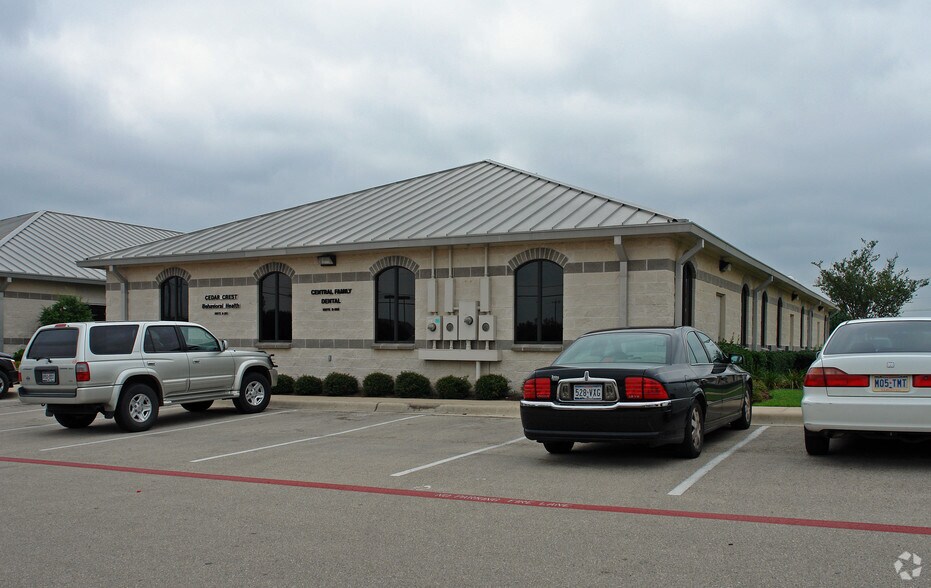 3106 S W S Young Dr, Killeen, TX for lease - Building Photo - Image 2 of 45