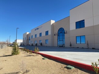 Plus de détails pour 200 Grand Cypress Ave, Palmdale, CA - Industriel/Logistique à louer