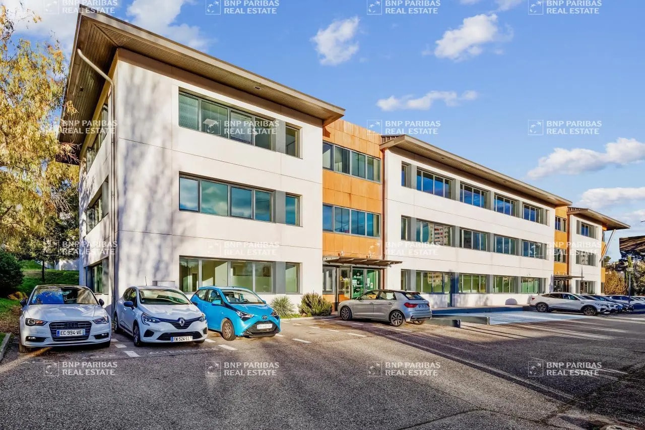 Office in Marseille for lease Building Photo- Image 1 of 15