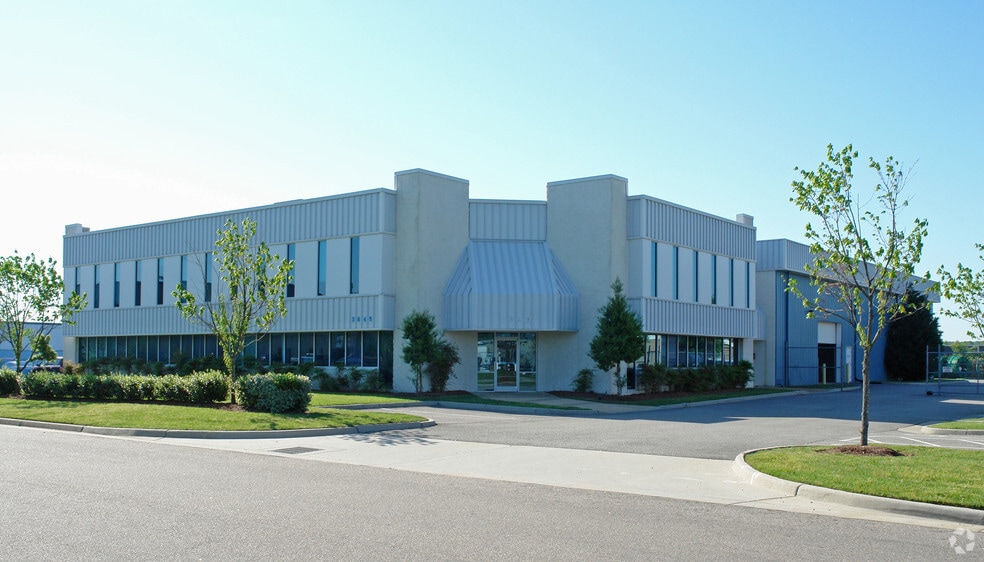 2649 Production Rd, Virginia Beach, VA for sale - Primary Photo - Image 1 of 17