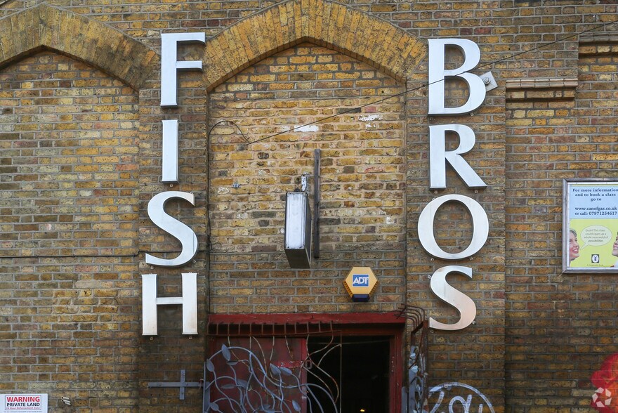 Hackney Rd, Londres à louer - Photo du bâtiment - Image 3 de 4