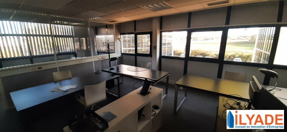 Espace Wagner, Aix-en-Provence for lease - Building Photo - Image 2 of 6