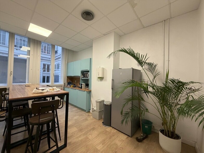 51 Avenue Maréchal Foch, Lyon for lease - Interior Photo - Image 3 of 11