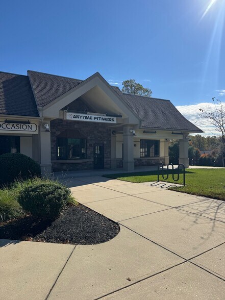 401 Louviers Dr, Newark, DE à louer - Photo du bâtiment - Image 2 de 13