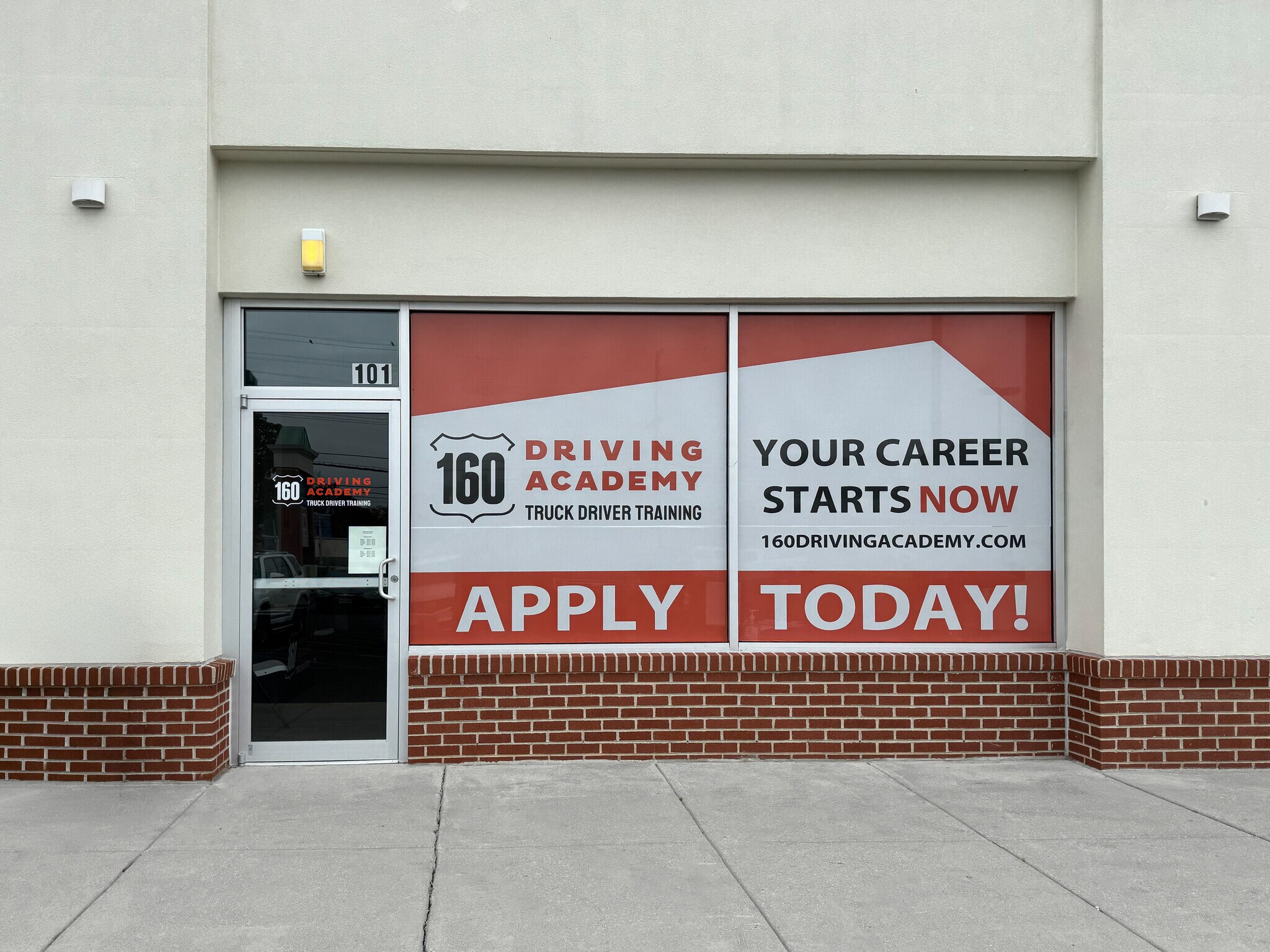 5000 N Crescent Blvd, Pennsauken, NJ for lease Interior Photo- Image 1 of 8
