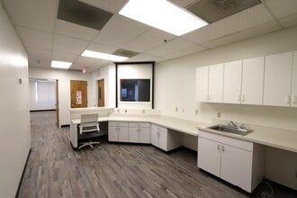 1225 Hancock Rd, Bullhead City, AZ for lease Lobby- Image 2 of 4