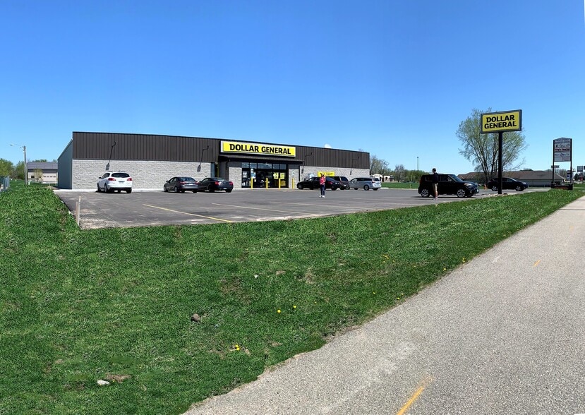 715 Frontage Rd NE, Byron, MN for sale - Building Photo - Image 1 of 5