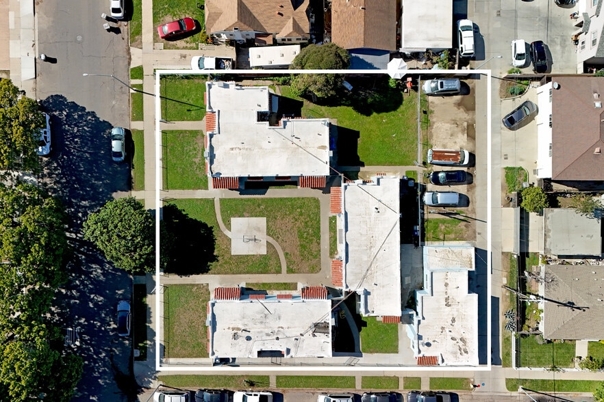 223 E Tunnell St, Santa Maria, CA for sale - Building Photo - Image 2 of 12