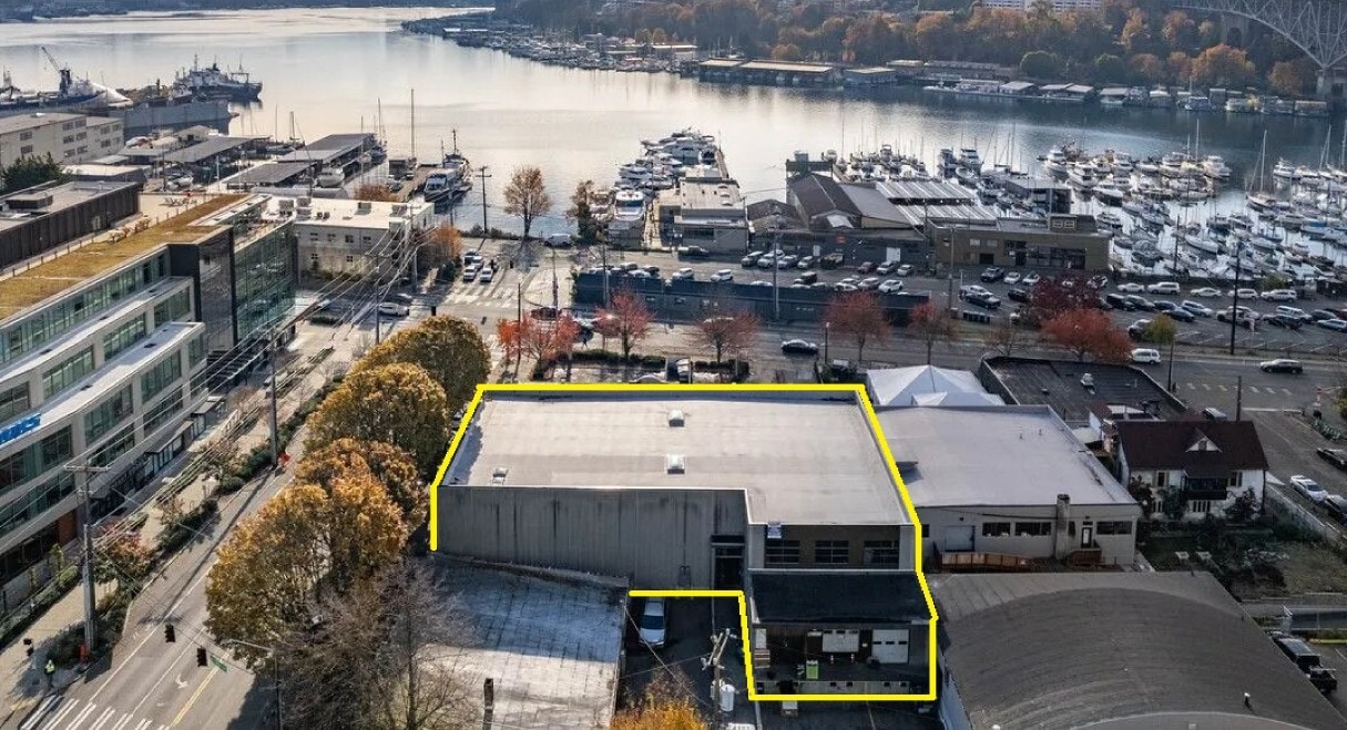 3415 Stone Way N, Seattle, WA for lease Building Photo- Image 1 of 11