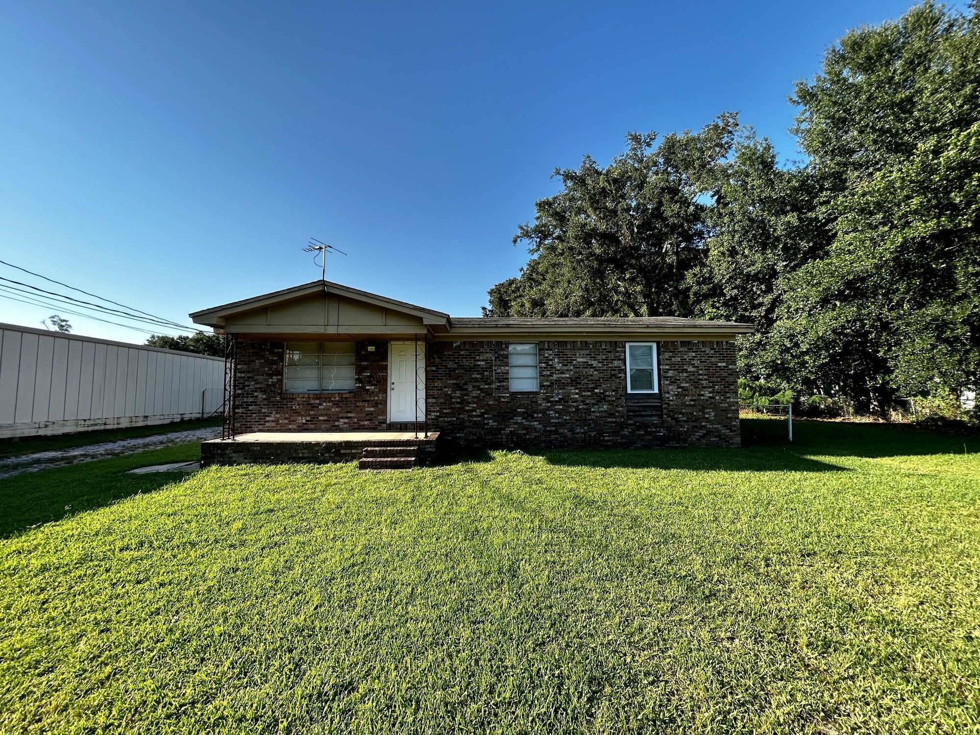 1010 Creighton Rd, Pensacola, FL for sale Building Photo- Image 1 of 6