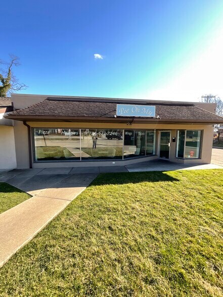 1000-1010 Broadview Blvd, Brackenridge, PA à louer - Photo du bâtiment - Image 1 de 34