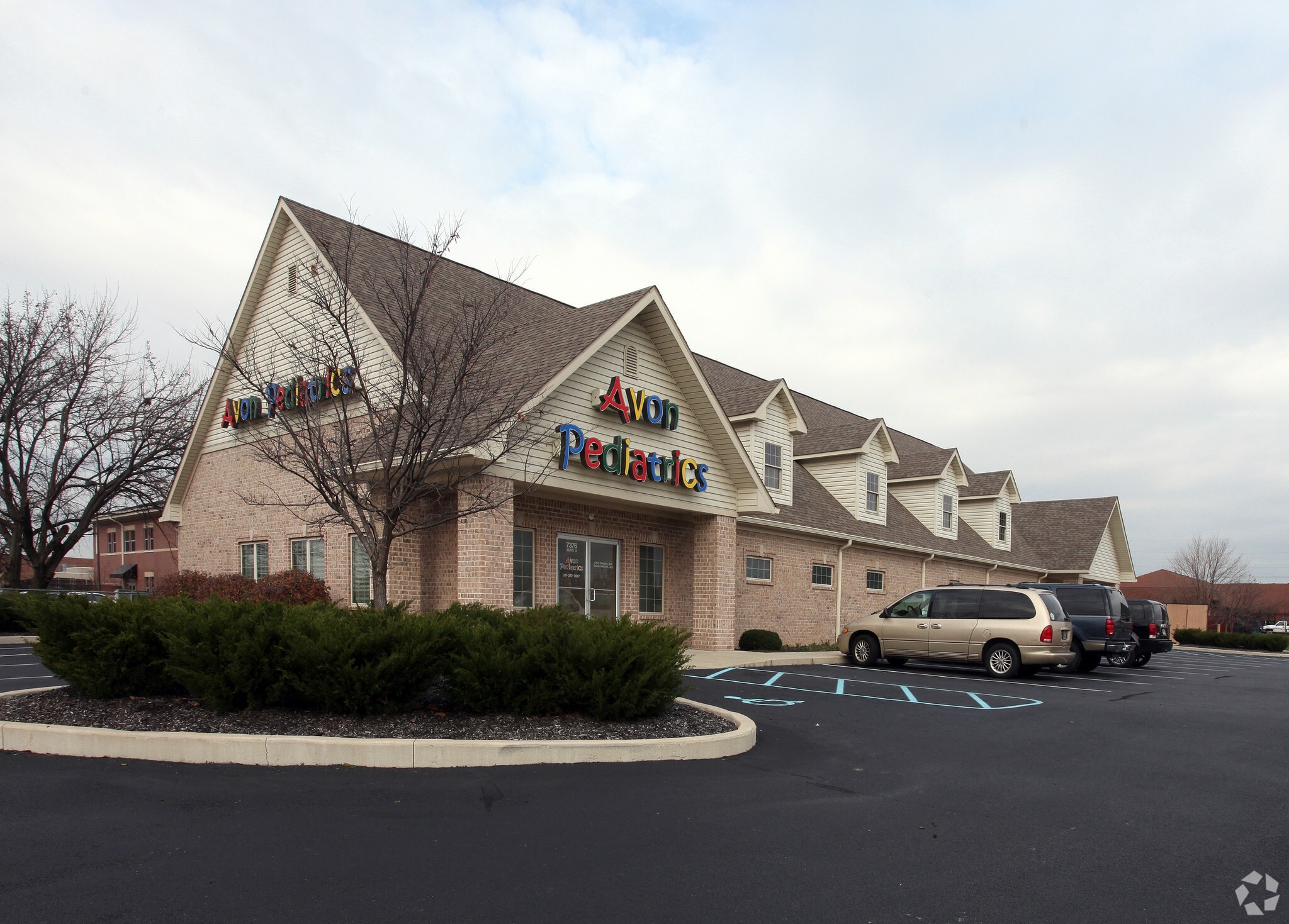 7376 Business Center Dr, Avon, IN for sale Primary Photo- Image 1 of 63