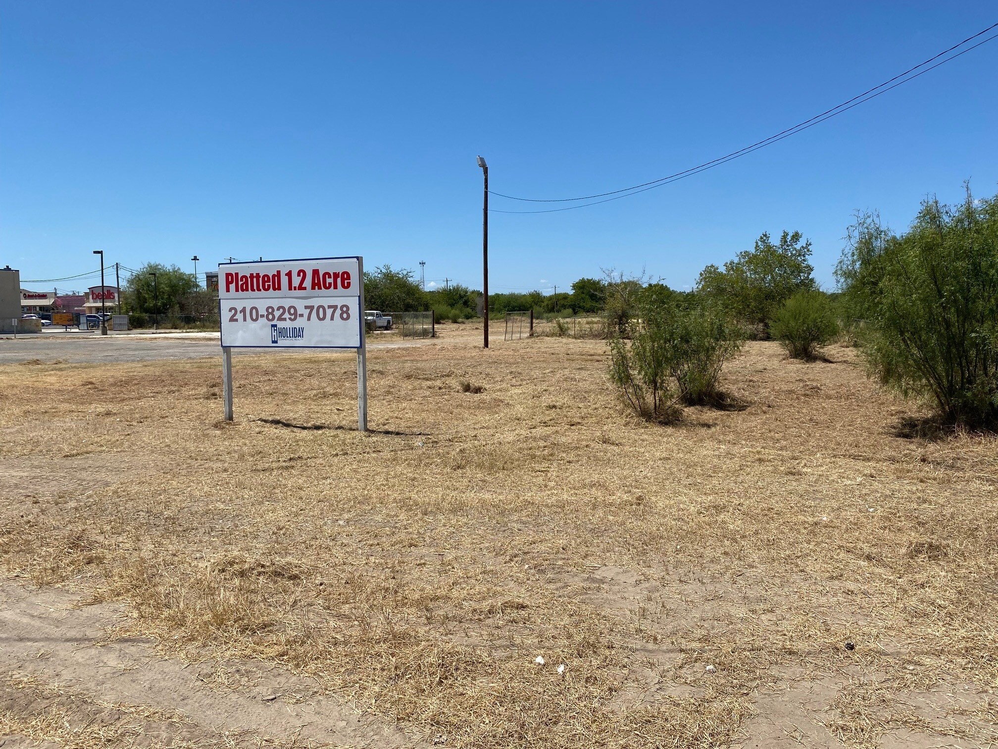 2344 E Main St, Uvalde, TX à vendre Photo principale- Image 1 de 3