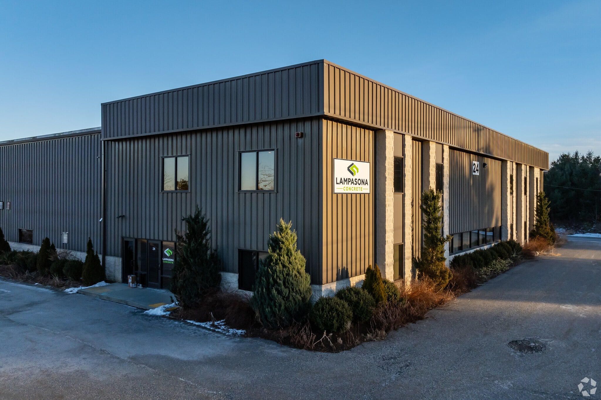 24 Williams Way, Bellingham, MA for sale Primary Photo- Image 1 of 12