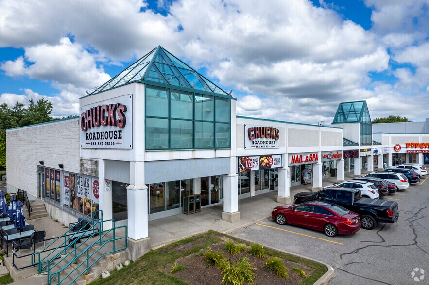 1414 King St E, Clarington, ON à louer - Photo du bâtiment - Image 2 de 7